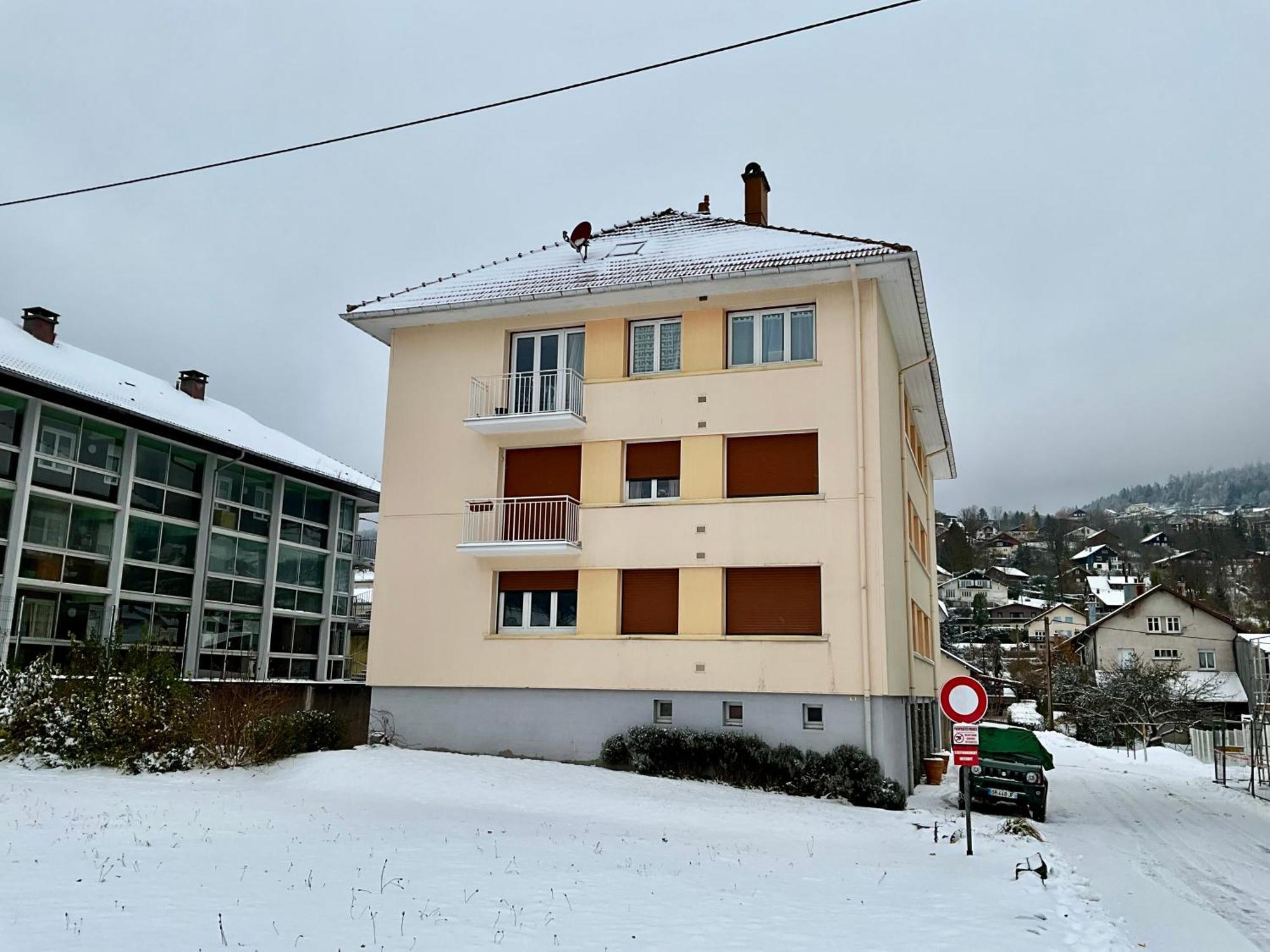 Les Violettes, Bel Appartement Au Centre-Ville Gerardmer Exterior photo